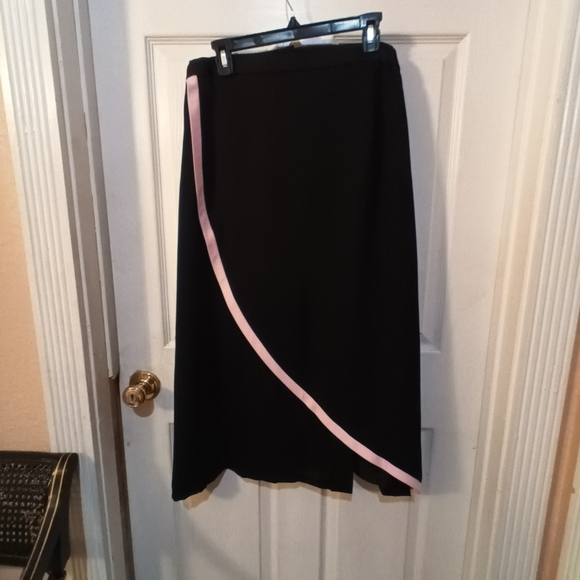 Ben marc suit with skirt - Picture 4 of 4